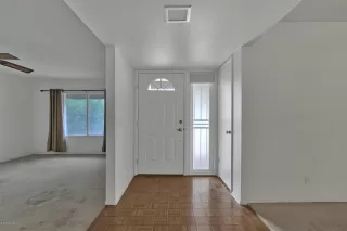 Photo #6: 6156587 Listing