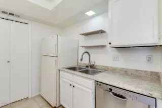 Photo #4: 6156748 Listing 