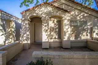 Photo #3: 6156883 Listing