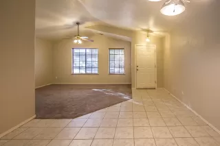 Photo #6: 6156883 Listing