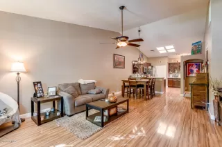 Photo #3: 6156951 Listing