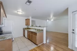 Photo #3: 6156970 Listing