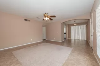 Photo #2: 6157053 Listing