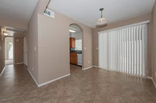 Photo #3: 6157053 Listing