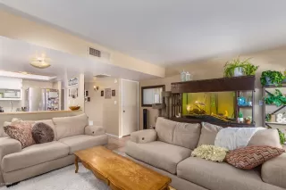 Photo #2: 6157093 Listing