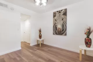 Photo #6: 6157178 Listing