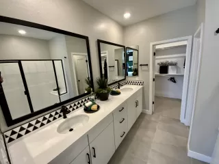 Photo #5: 6157316 Listing