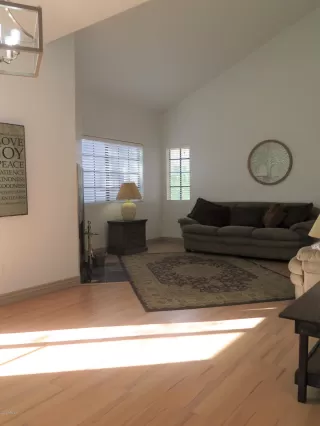 Photo #3: 6157411 Listing