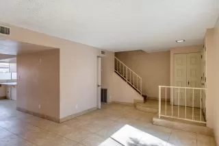 Photo #4: 6157922 Listing