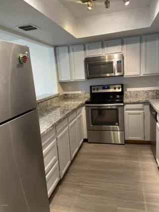 Photo #5: 6158176 Listing 