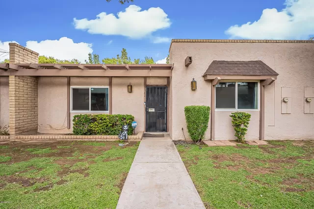 MLS: 6158396 Condo For Sale