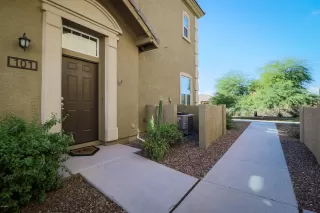 Photo #4: 6158426 Listing