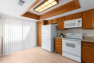 Photo #6: 6158563 Listing