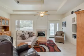 Photo #6: 6158875 Listing