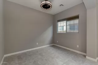 Photo #6: 6158927 Listing