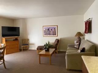 Photo #5: 6158967 Listing 