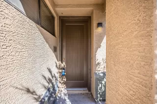 Photo #5: 6159149 Listing