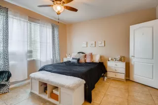 Photo #5: 6159284 Listing