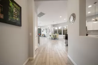 Photo #4: 6159314 Listing