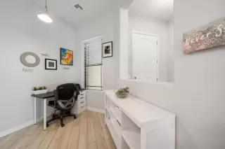 Photo #5: 6159314 Listing