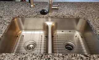 Photo #5: 6159325 Listing