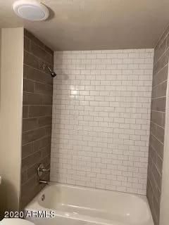 Photo #5: 6159362 Listing