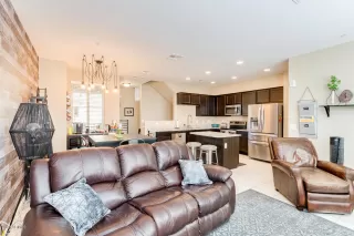 Photo #4: 6160060 Listing 