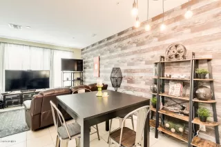 Photo #6: 6160060 Listing 