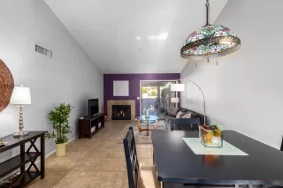 Photo #6: 6160119 Listing