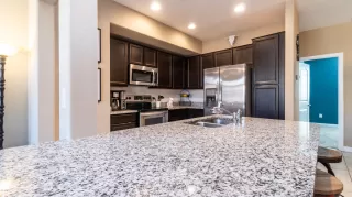 Photo #2: 6160144 Listing