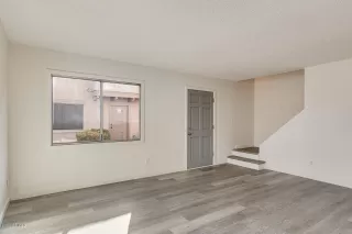 Photo #5: 6160258 Listing