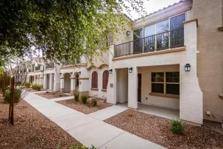 Photo #2: 6160314 Listing