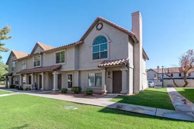 MLS: 6160585 Condo For Sale