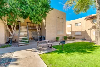 Photo #1: 6160609 Listing