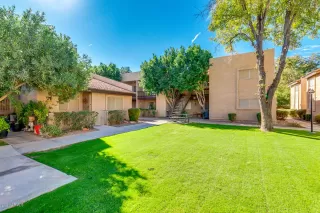 Photo #4: 6160609 Listing