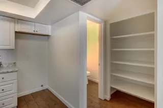 Photo #4: 6160645 Listing 