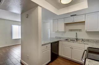 Photo #5: 6160645 Listing 