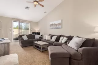 Photo #6: 6160985 Listing 