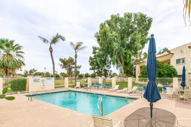 MLS: 6161033 Condo For Sale