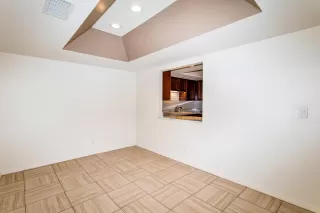 Photo #5: 6161033 Listing 