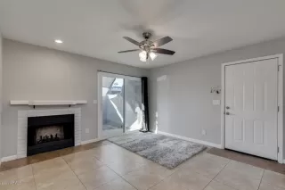 Photo #5: 6161087 Listing