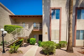 Photo #2: 6161138 Listing 