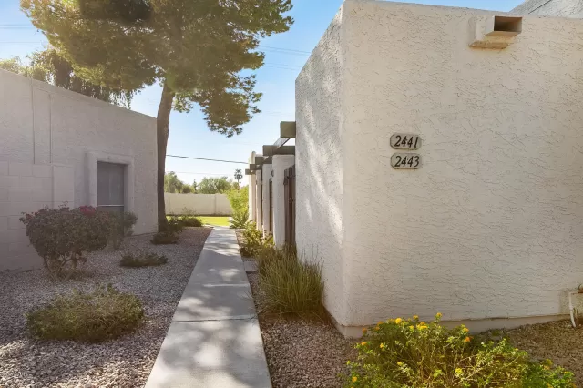 MLS: 6161228 Condo For Sale