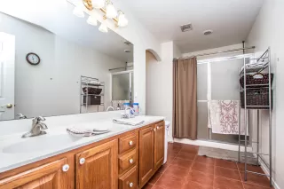 Photo #5: 6161341 Listing 