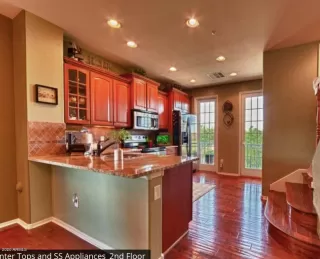 Photo #1: 6161417 Listing