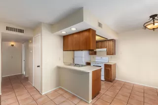 Photo #6: 6161489 Listing