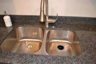 Photo #5: 6161671 Listing