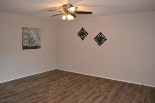 Photo #6: 6161671 Listing