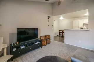 Photo #4: 6161765 Listing 