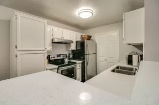 Photo #6: 6161765 Listing 